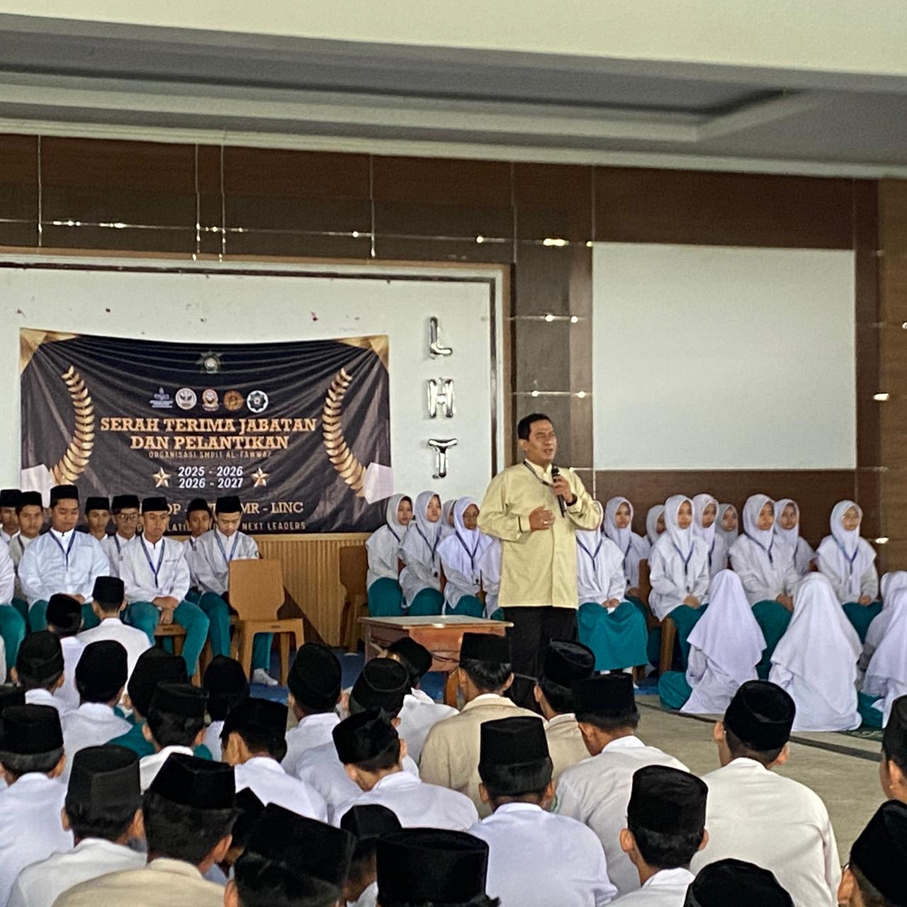 Estafet Kepemimpinan LHT: Mengawal 7 Habits dan Budaya Karakter di SMP IT Al Fawwaz